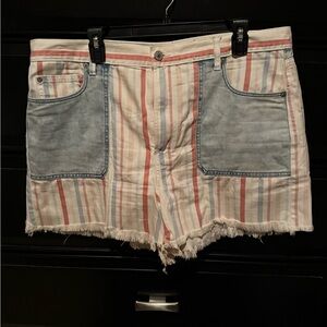 American Eagle Striped Denim Women Shorts